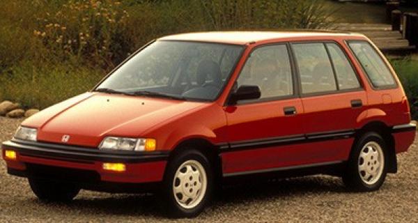 1991-1996 5-uși Sedan